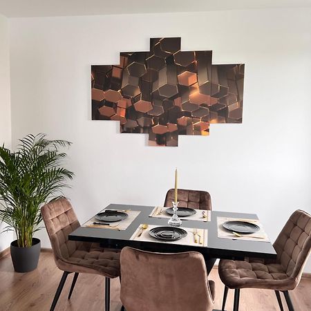 Sun Apartments Otopeni Εξωτερικό φωτογραφία