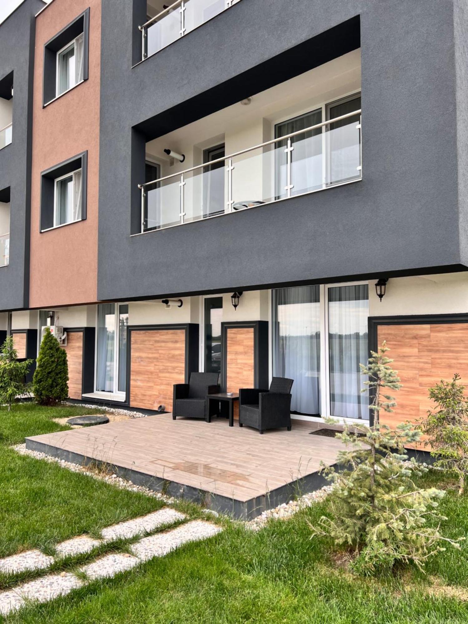 Sun Apartments Otopeni Εξωτερικό φωτογραφία
